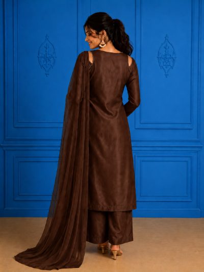 Adaa Bazaar Women's Halter Neck Kurta Set for Festive & Casual Wear