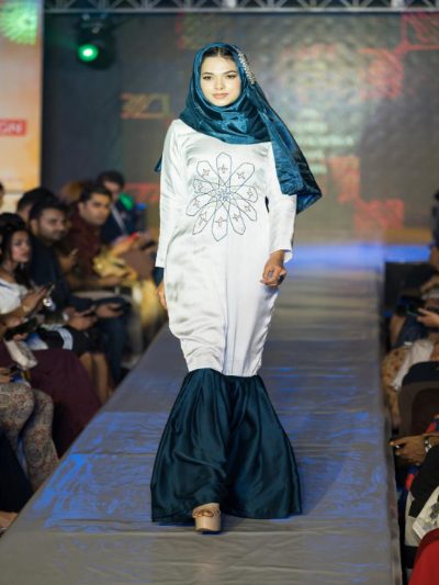 Adaa Bazaar Women’s Hijab – Elegant, Comfortable & Stylish Dress